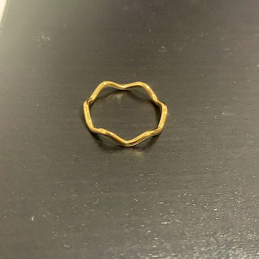 Delicate Gold Wave Ring